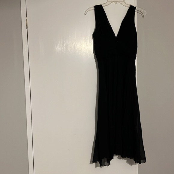 BCBG Paris sleeveless formal dress with bead details at the waistline. Sz 4 - Picture 11 of 11
